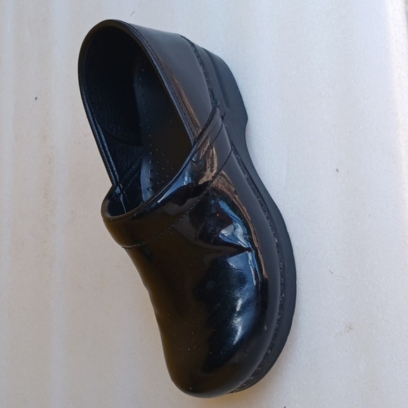 DANSKO Black Patent Leather Clogs - Picture 2 of 6